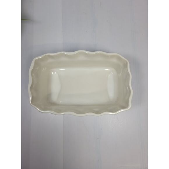 Vintage Brush USA J4-7 Pottery Planter, White Ruffled Ceramic Low Vase - Picture 5 of 5